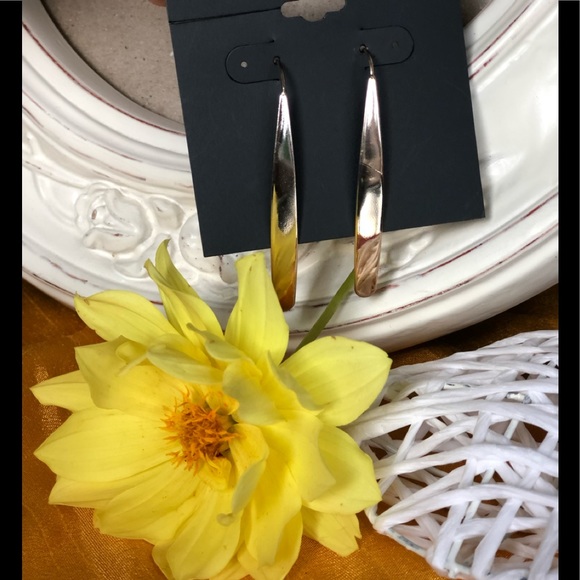 NWT/Beautiful Accent Stick Drop Earrings by Metal - Picture 3 of 7